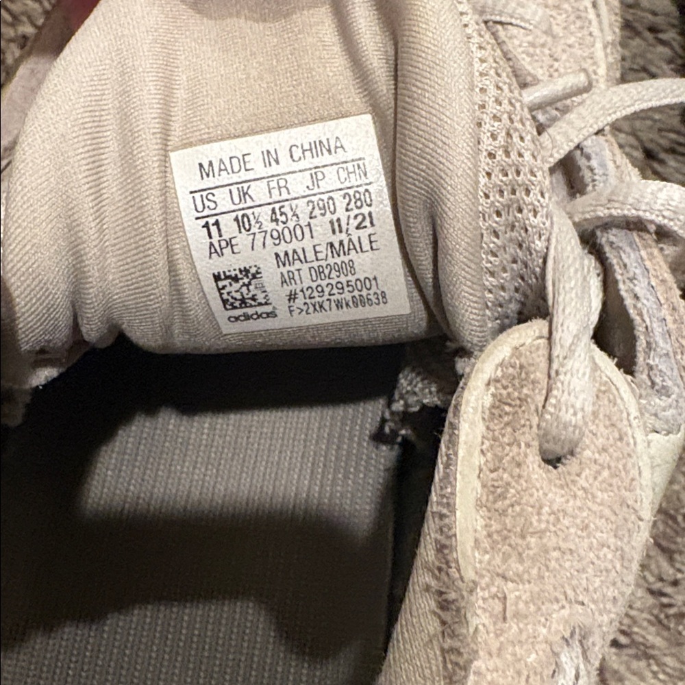 Yeezy 500 “Blush” - Picture 6 of 7